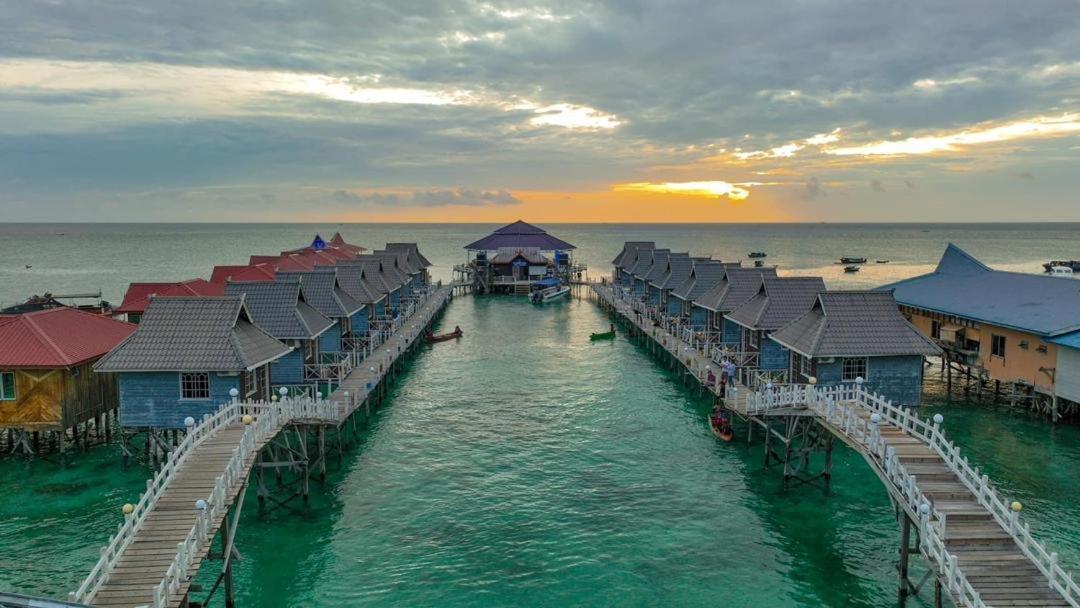 Billabong Scuba Apartment Mabul Island Exterior photo