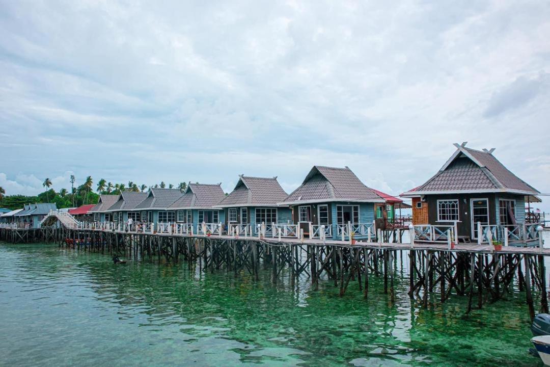 Billabong Scuba Apartment Mabul Island Exterior photo