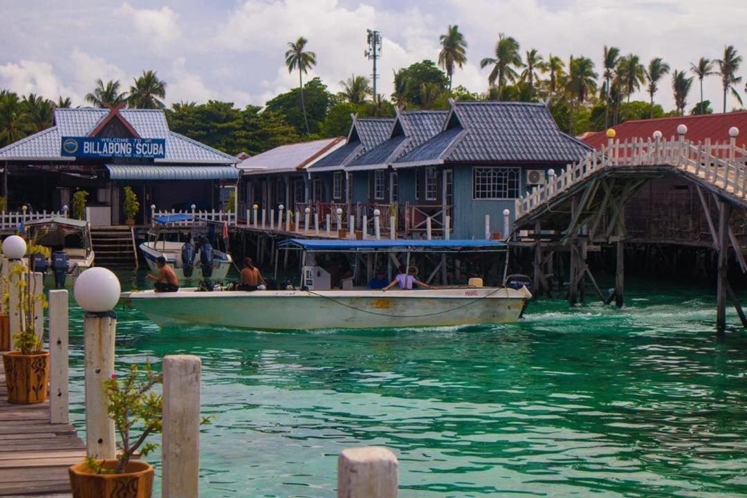 Billabong Scuba Apartment Mabul Island Exterior photo
